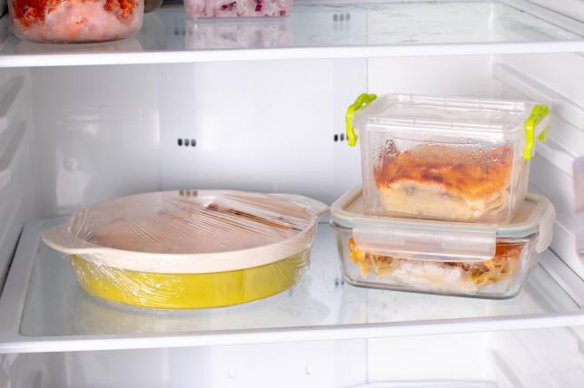 Főtt étel tárolása a hűtőben Fotó:123rf.com - PROAKTIVdirekt Életmód magazin és hírek - proaktivdirekt.com