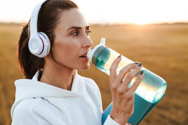 Hidratálás Fotó: 123rf.com - PROAKTIVdirekt Életmód magazin és hírek - proaktivdirekt.com