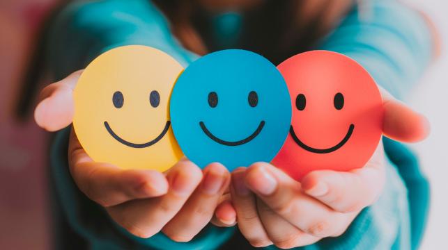 Mosoly, jókedv Fotó: 123rf.com - PROAKTIVdirekt Életmód magazin és hírek - proaktivdirekt.com