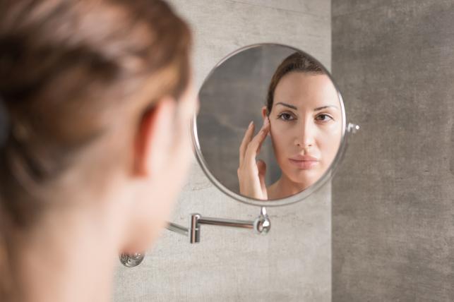 Smink nélkül Fotó:123rf.com - PROAKTIVdirekt Életmód magazin és hírek - proaktivdirekt.com