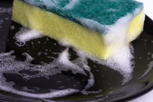 Mosogatószivacs Fotó:123rf.com - PROAKTIVdirekt Életmód magazin és hírek - proaktivdirekt.com